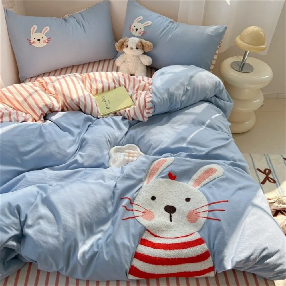 Cartoon's Trendy Autumn And Winter Bedding Set