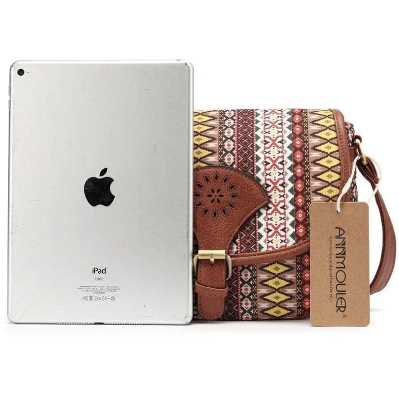 Design Women Shoulder Bag Vintage Hollow Out Crossbody Bag Pu Leather - Venus Trendy Fashion Online