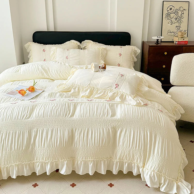 Princess Style Lace Ruffles Wedding Bedding Set