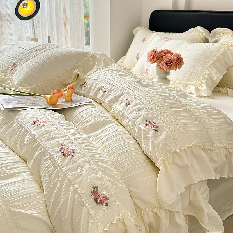 Princess Style Lace Ruffles Wedding Bedding Set