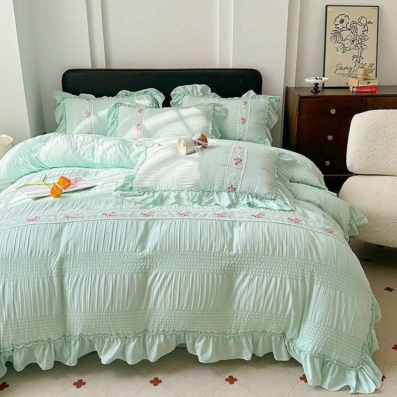 Princess Style Lace Ruffles Wedding Bedding Set