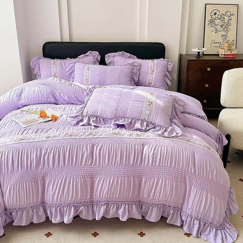 Princess Style Lace Ruffles Wedding Bedding Set