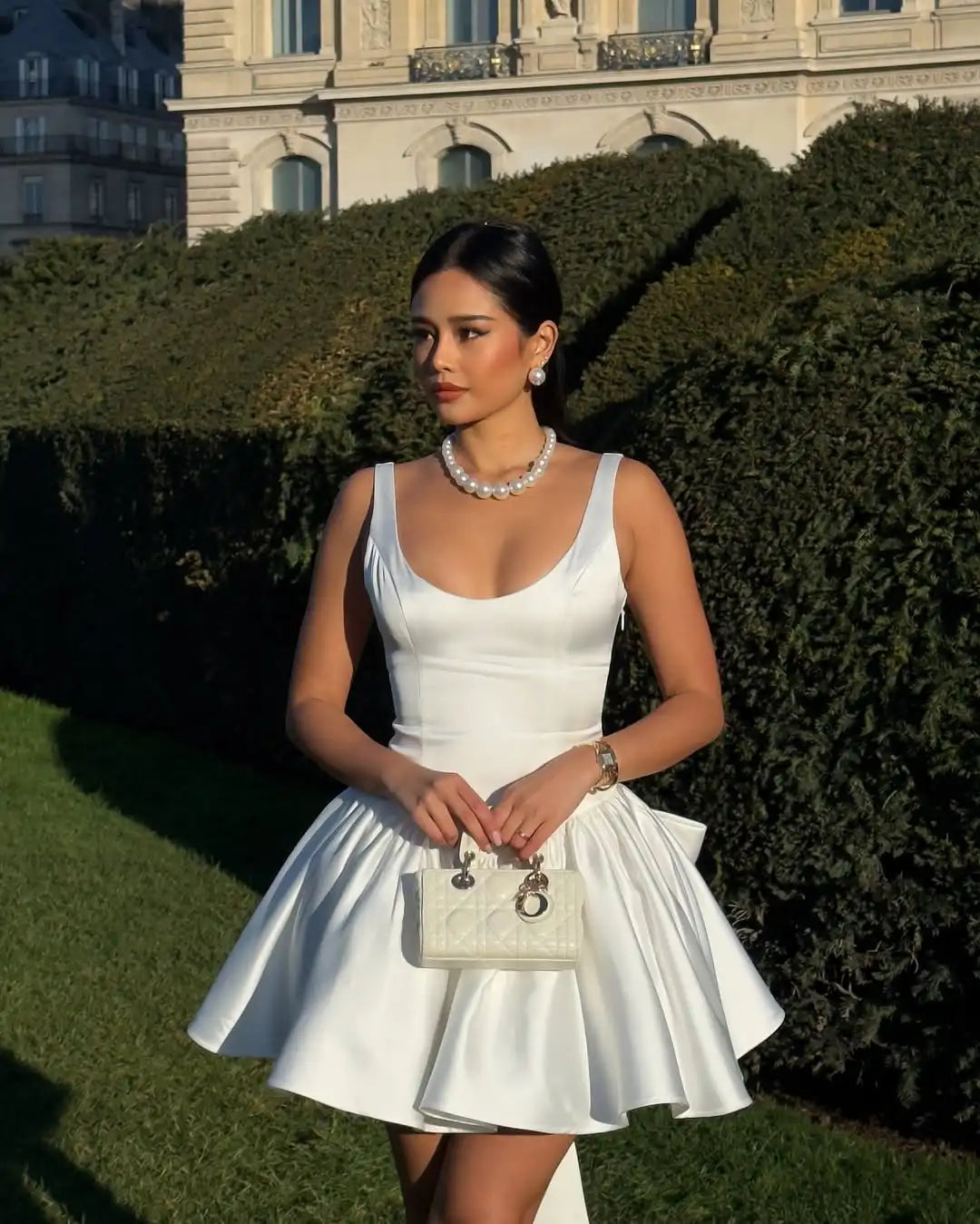 Elegant 3d Bow Backless White Mini Dress