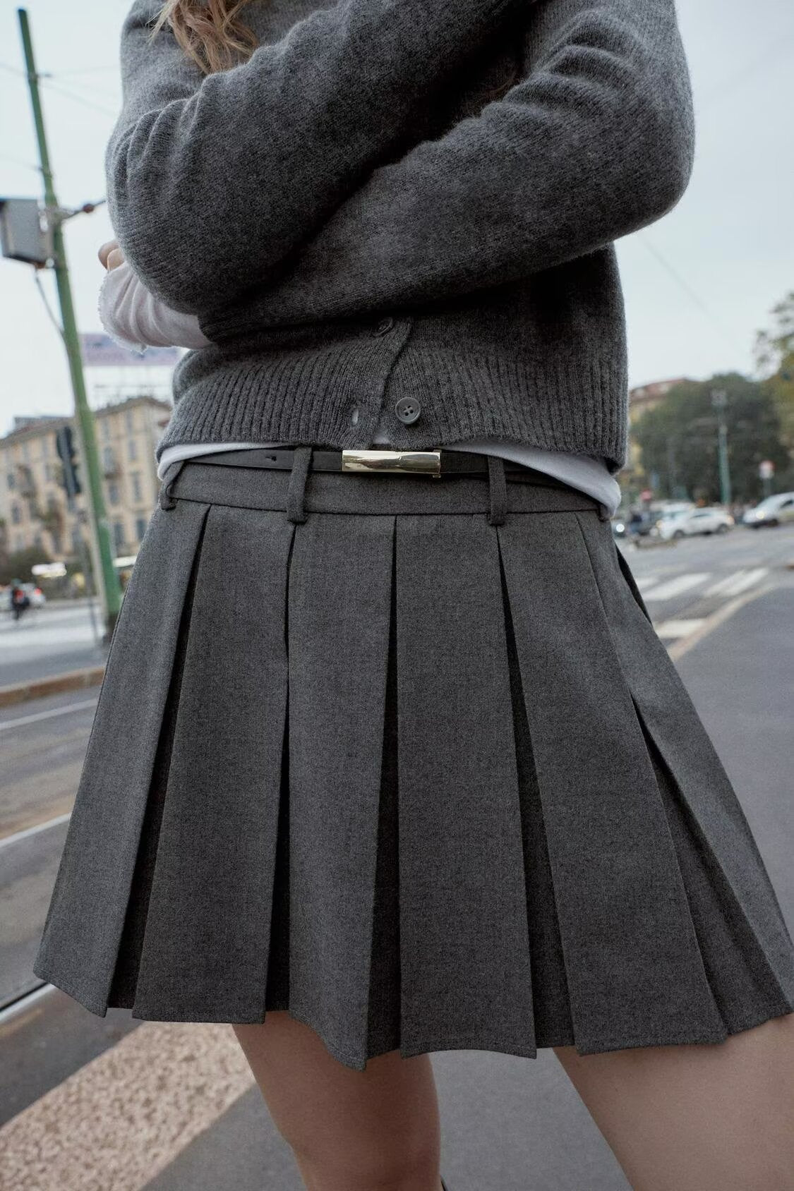 Women Clothing Belt Pleated Skirt