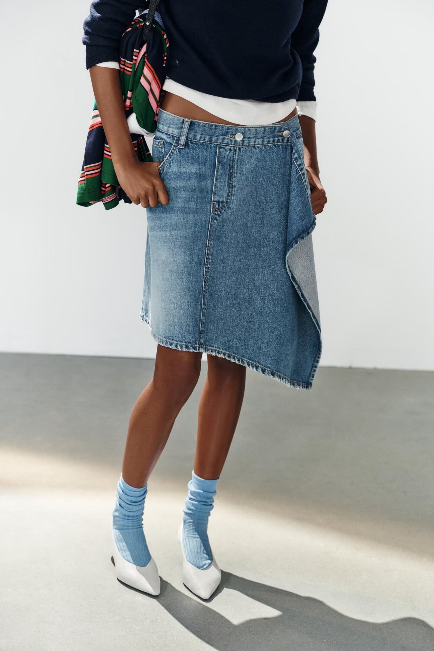 Women Slimming Button Pocket Asymmetric Denim Skirt