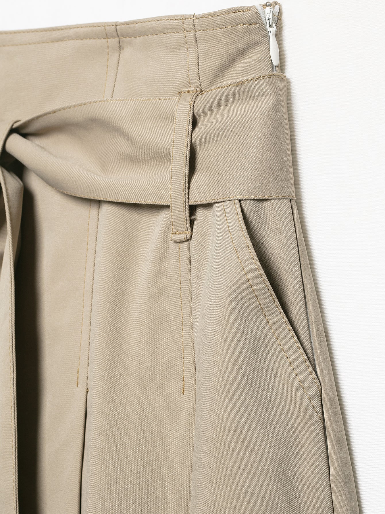 Women Mid Waist Belt Pleated Midi Skirt