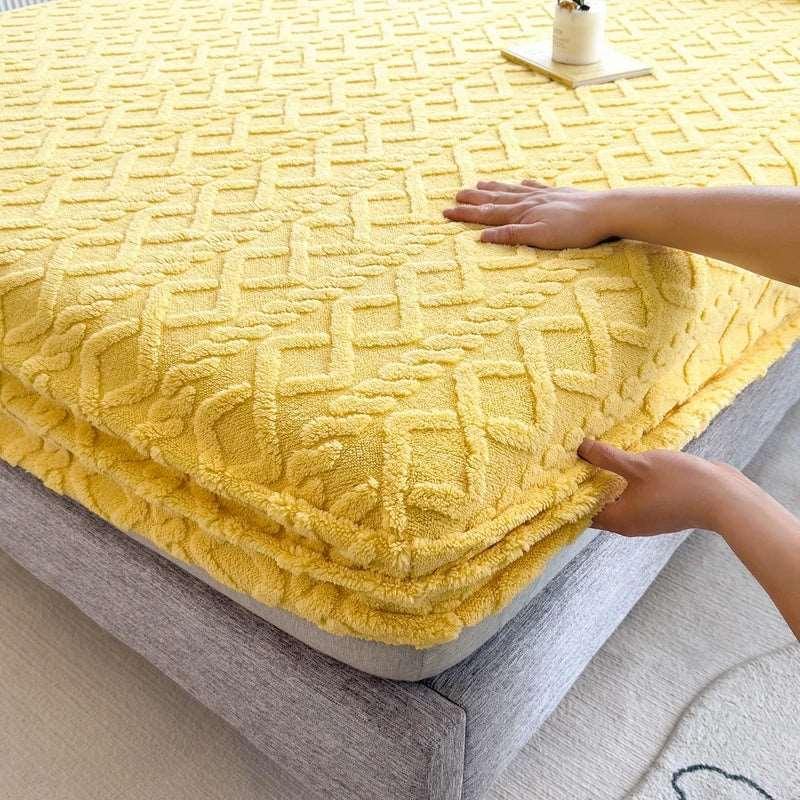 3D Embossed Velvet Mattress Cover for winter - Venus Trendy Fashion Online