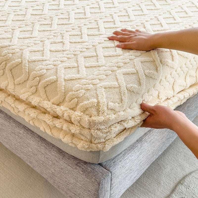 3D Embossed Velvet Mattress Cover for winter - Venus Trendy Fashion Online