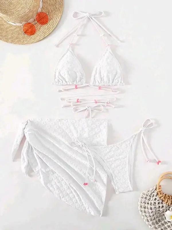 Feminine and cute three-piece bikini with floral lace pattern Venus Trendy Fashion Online