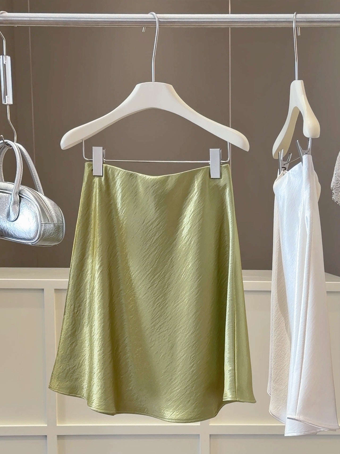 Graceful Satin Acetate Fishtail A Line Sheath Short Skirt