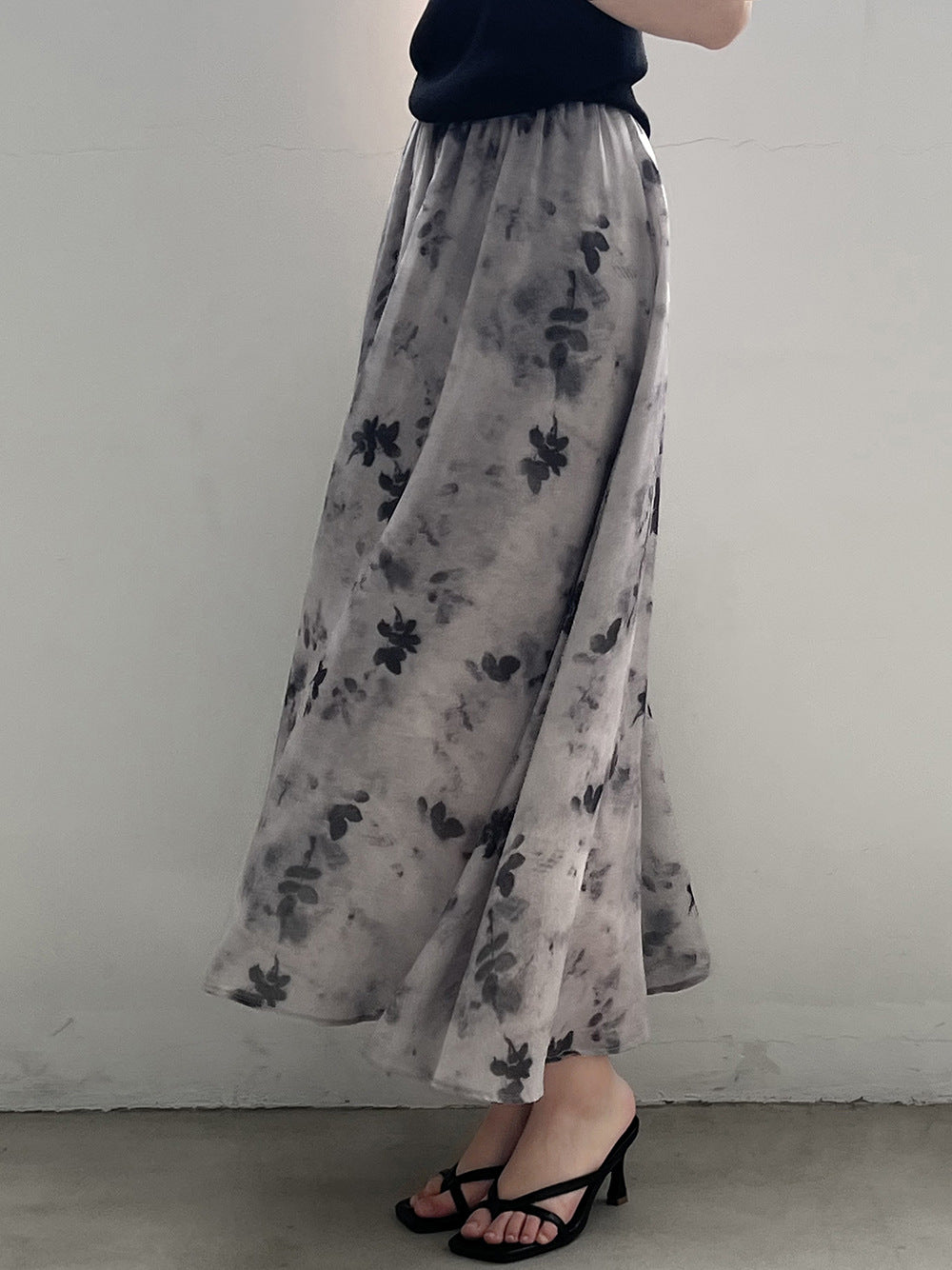 Retro National Ink Blooming Printed Skirt  Venus Trendy Fashion Online