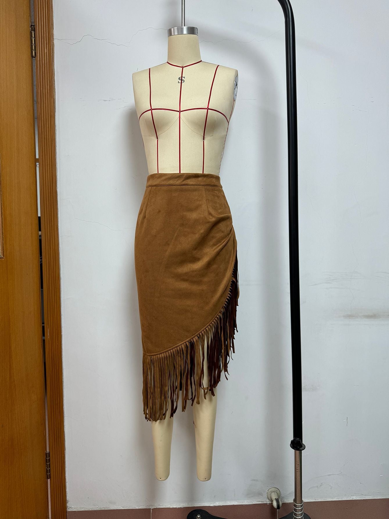 Retro Western Irregular Asymmetric Design Suede Skirt