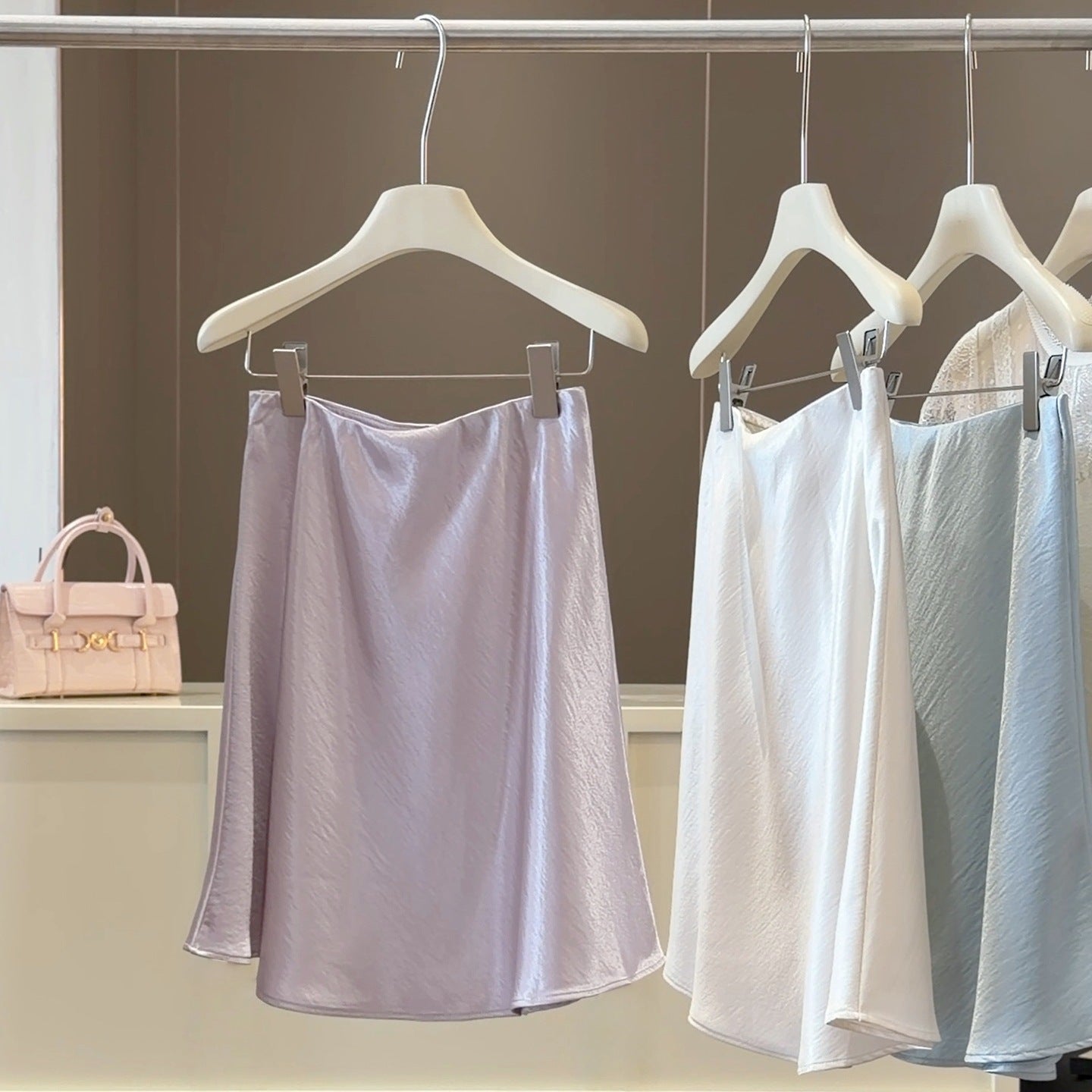Graceful Satin Acetate Fishtail A Line Sheath Short Skirt