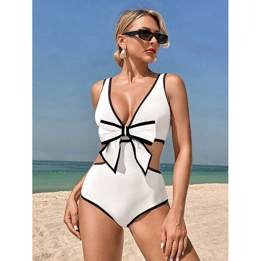 Sexy Cutout High Sense Beach Swimsuit