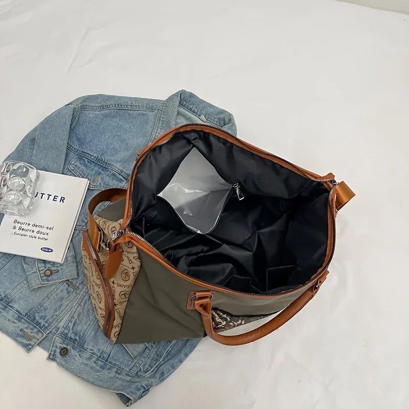 Large Capacity Travel Bag with Bear & Cat Design