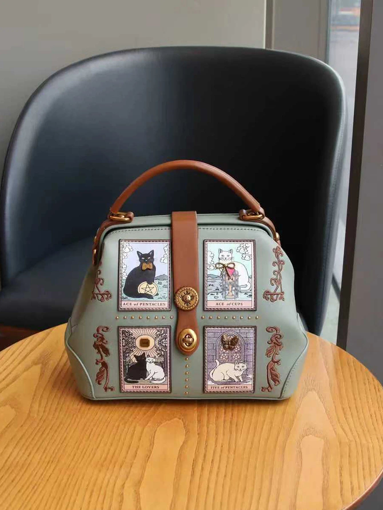 New Niche Design Luxury and Cute Cat Clip Bag