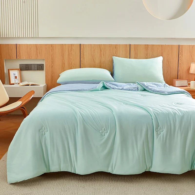 Super Soft Cooling Summer Quilt for Bed