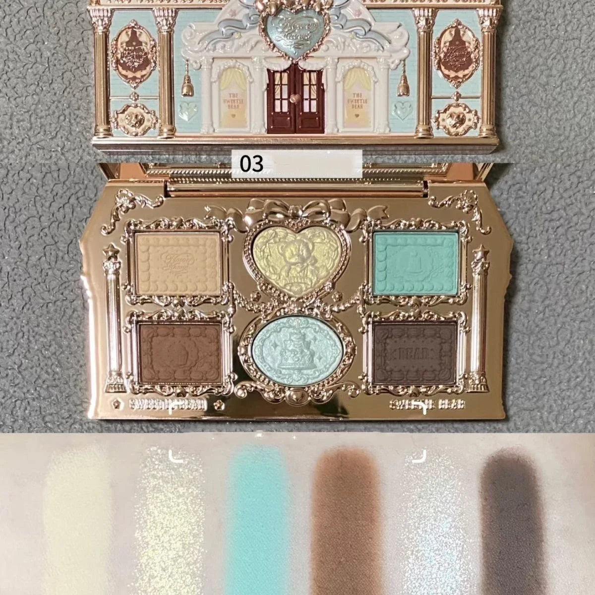 Flower Knows SWEETIE BEAR Highly Pigmented Eye Makeup Palette