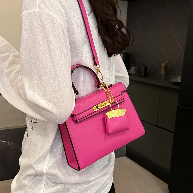 Women Luxury Vintage Leather Crossbody Bag