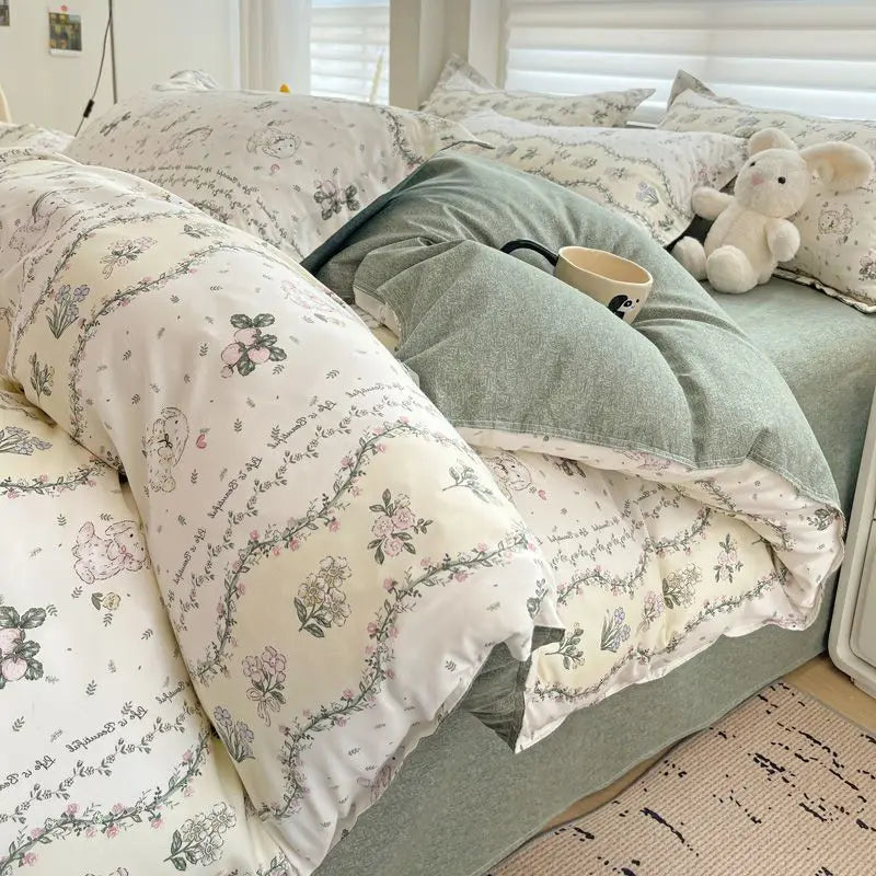 Soft and Trendy Design Bedding Set - Venus Trendy Fashion Online