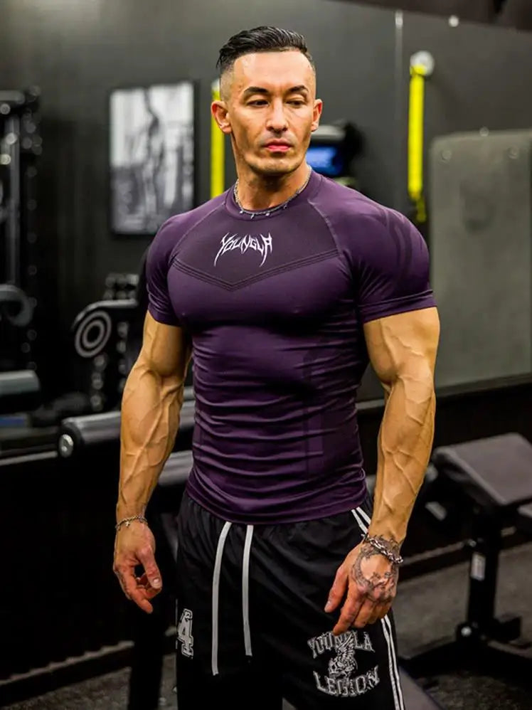 Men Quick Drying Breathable Stretch Tight Fitting T-Shirt