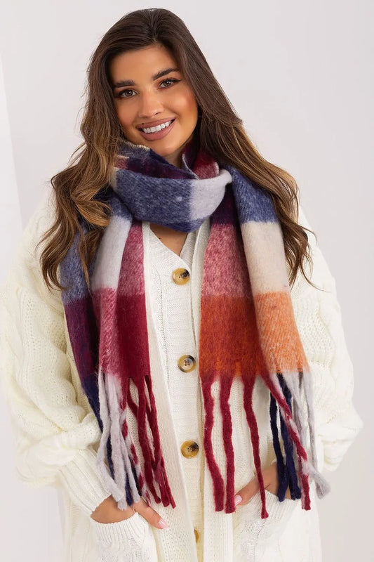 Warmth Fashionable Plaid Scarf - Venus Trendy Fashion Online