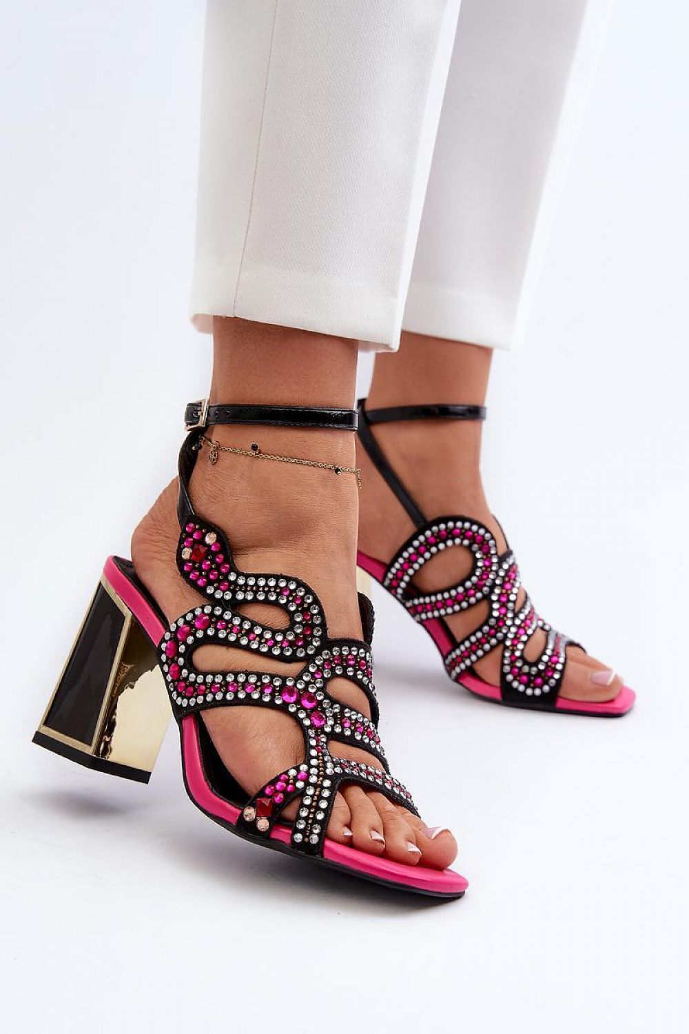 Beautiful women's sandals - Venus Trendy Fashion Online