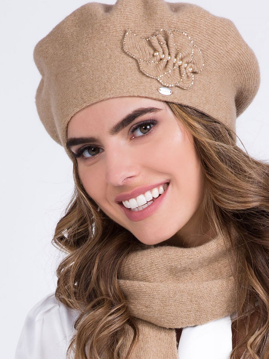 JUSTA Beret Elegance Warm Cap - Venus Trendy Fashion Online